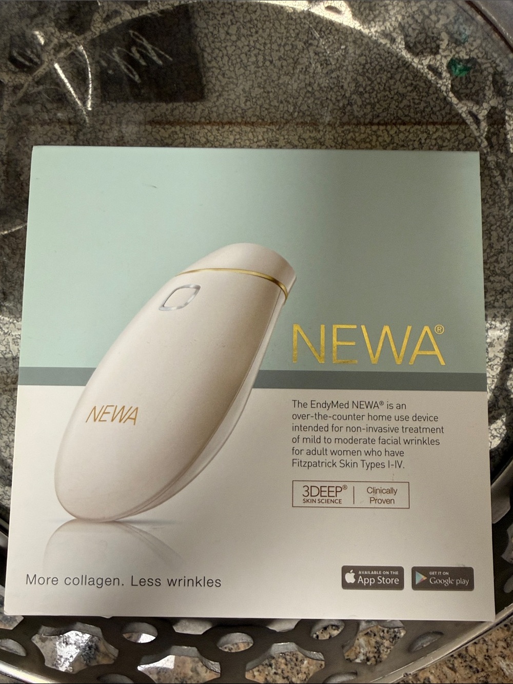 NEWA Facial Device in White and Gold